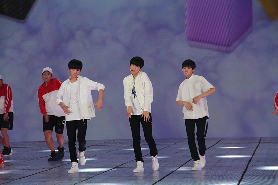 TFBOYS turn 'Great Dreamer' a reality for fans