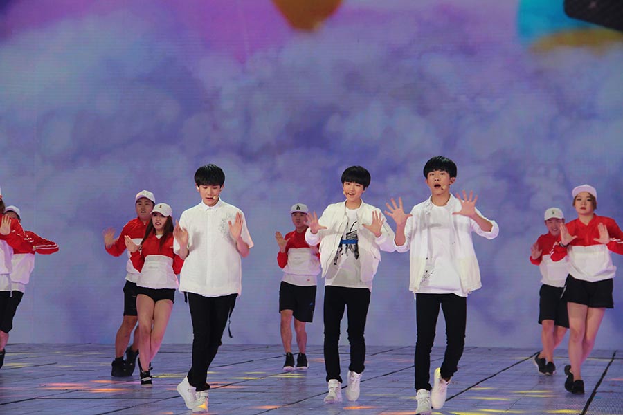 TFBOYS turn 'Great Dreamer' a reality for fans