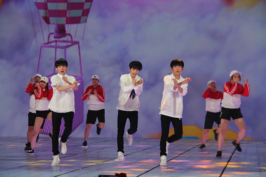 TFBOYS turn 'Great Dreamer' a reality for fans