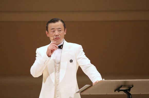 Chinese comedian makes debut at Carnegie Hall