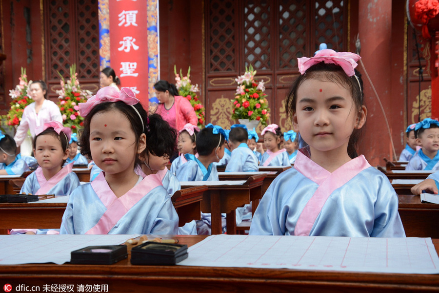 Traditional Chinese First Writing Ceremony held in Jilin