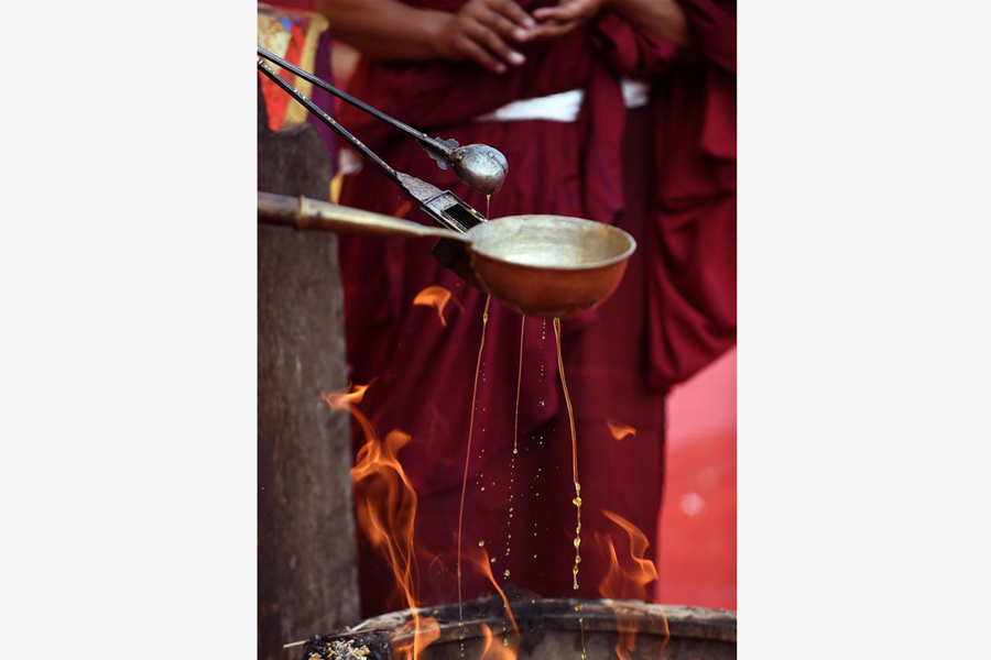Monks attend Sur offering ritual in Zhaxi Lhunbo Monastery in Tibet