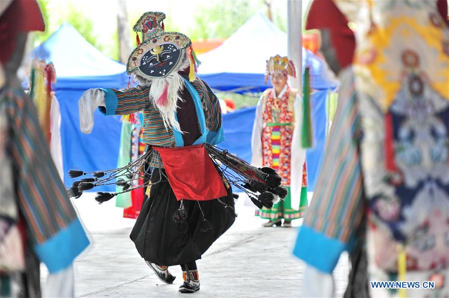 Cultural festival of Tibetan Opera held in Lhasa