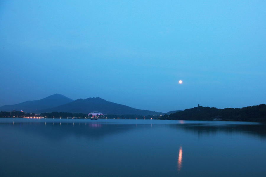 Xuanwu Lake expected to become a national water park