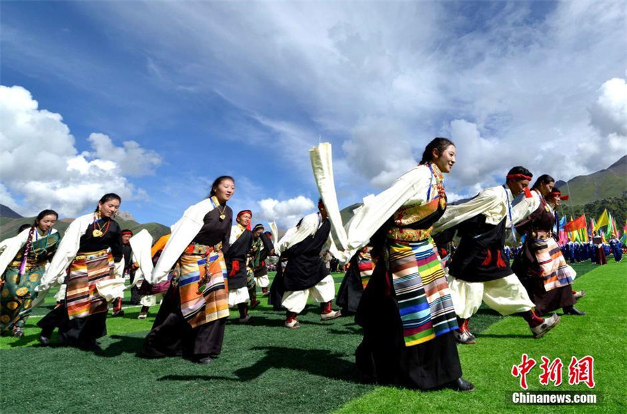 Tourism and cultural festival held in SW China’s Tibet