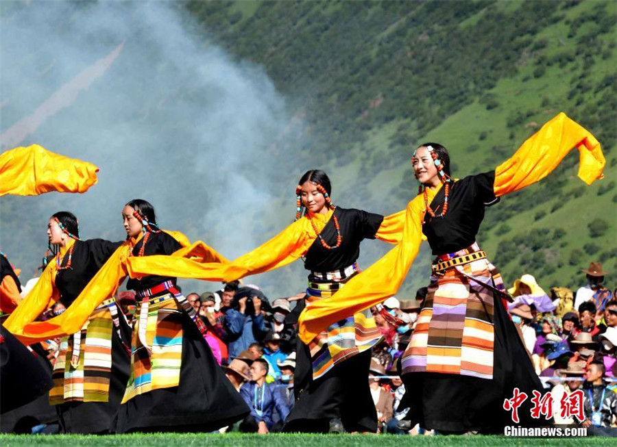 Tourism and cultural festival held in SW China’s Tibet