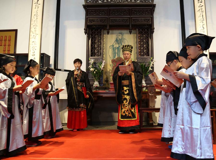 Ceremony held in Jiangsu to mark new semester