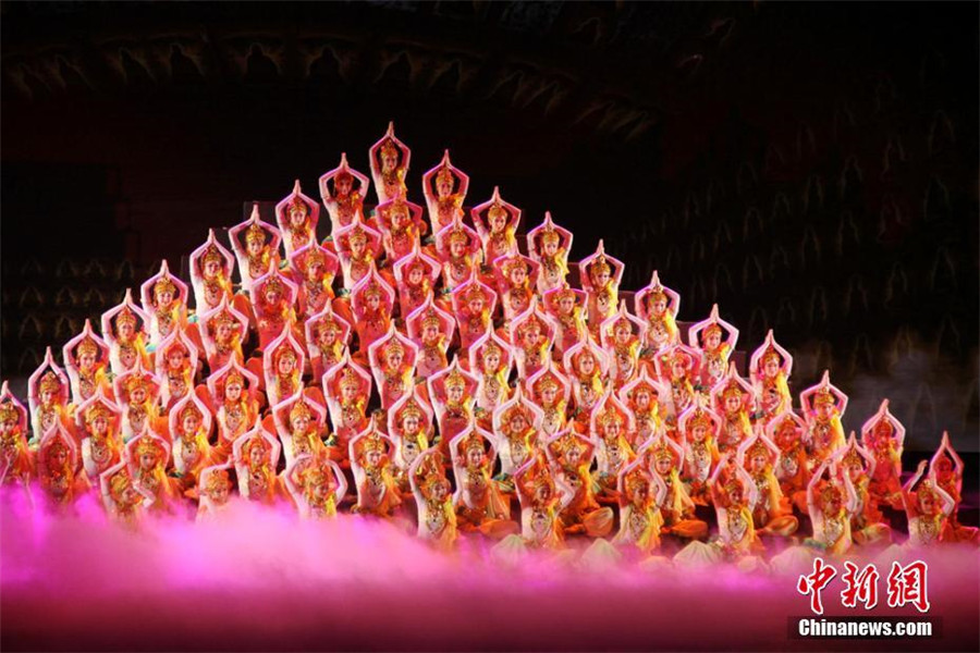Silk Road themed dance drama debuts in NW China's Gansu