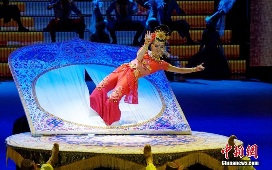 Silk Road themed dance drama debuts in NW China's Gansu