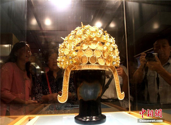 Ancient phoenix crown of Sui Dynasty unveiled in E China