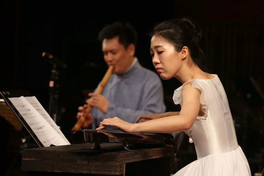 Traditional Chinese orchestra sparkles in Beijing