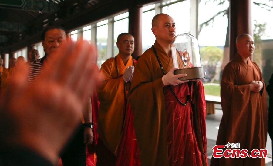 Buddhist relics back to Nanjing temple