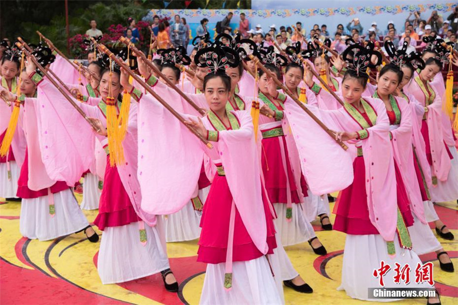 Ceremony held to worship Sea Goddess Mazu in E China's Fujian