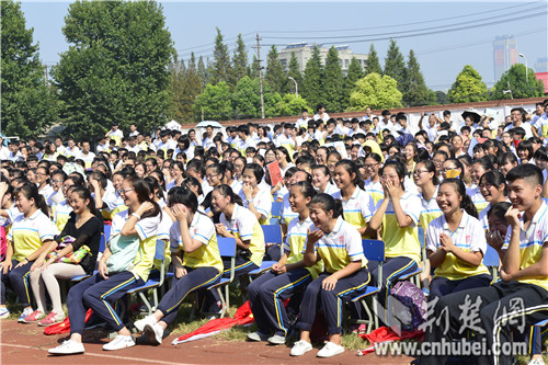 Old opera meets its spring in Hubei with youngsters