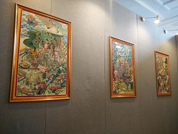 Thangka from Shangri-La on display in Beijing