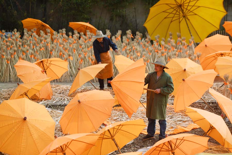 Beauty of traditional oilcloth umbrellas in Anhui