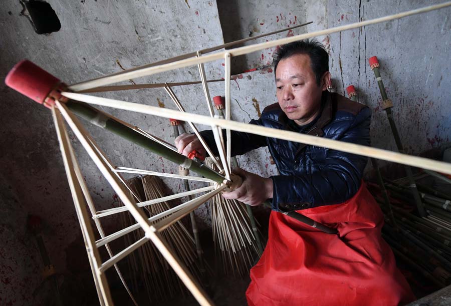 Beauty of traditional oilcloth umbrellas in Anhui