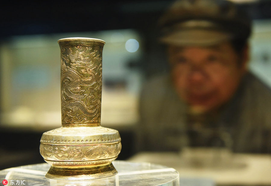 Oldies and 'goldies' on display in Hangzhou