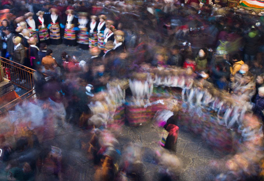 Tibetans celebrate Fairy's Day