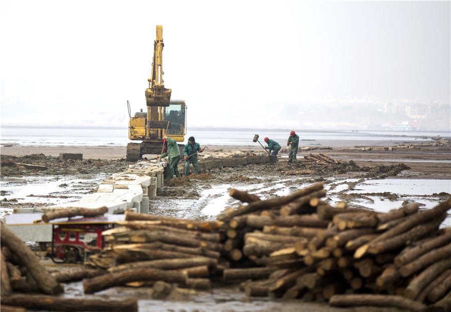 Bridge of Ming Dynasty under major repair, E China