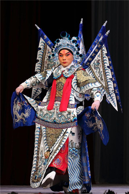 Crowdfunding injects new life into ancient Peking Opera