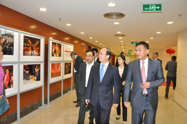 Xinjiang artists celebrate Happy Chinese New Year in Senegal