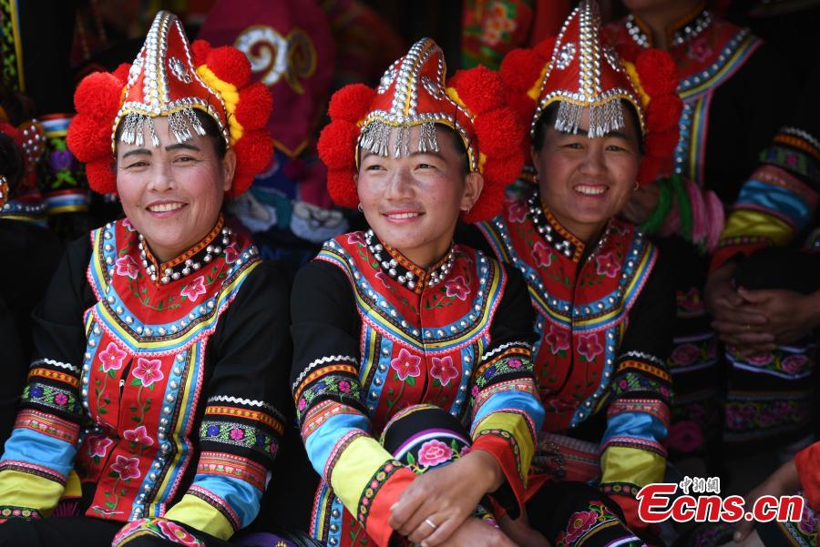 Yi people mark tiger festival in Yunnan