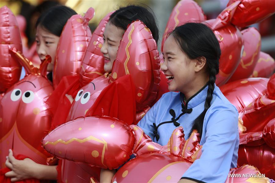 Crayfish festival marked in China's Jiangsu