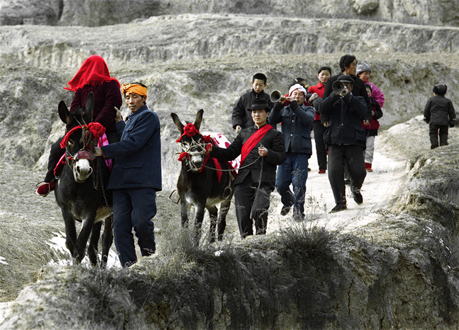 Photographer captures life on Loess Plateau in Gansu