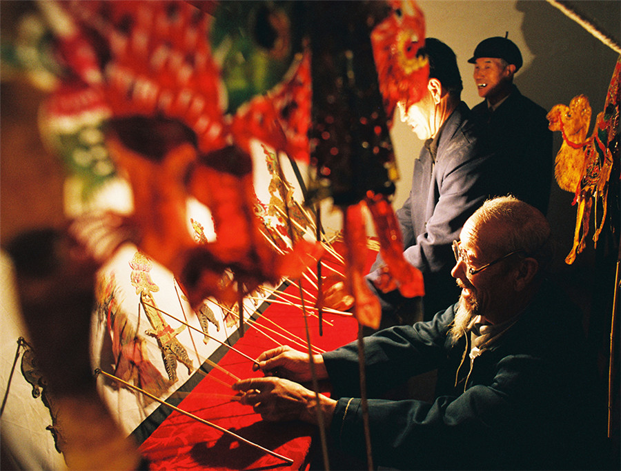 Photographer captures life on Loess Plateau in Gansu