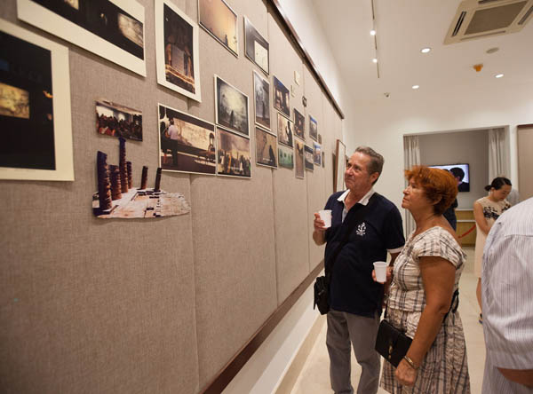 Blending East and West: Chinese artist's paintings shown in Malta