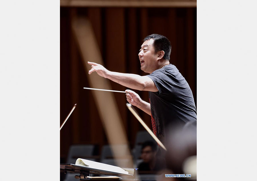 Conductor Lu Jia conducts rehearsal of 'Ode to Joy' in Beijing