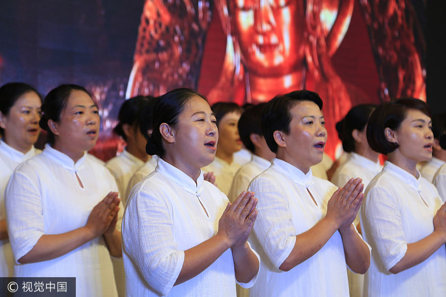 Cultural festival in Hangzhou promotes filial piety