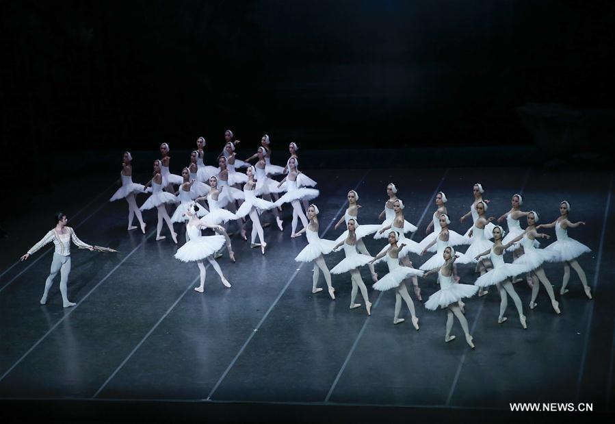 Shanghai Ballet performs Swan Lake in Antwerp, Belgium