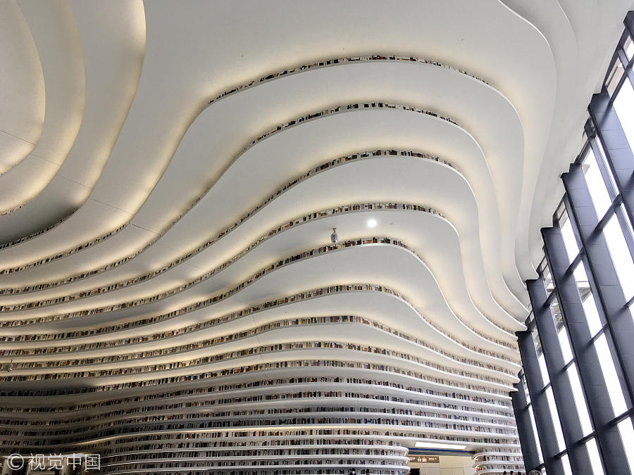 Magnificent new library in Tianjin becomes online hit