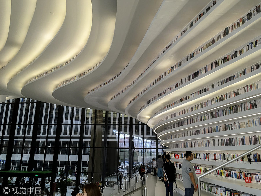 Magnificent new library in Tianjin becomes online hit