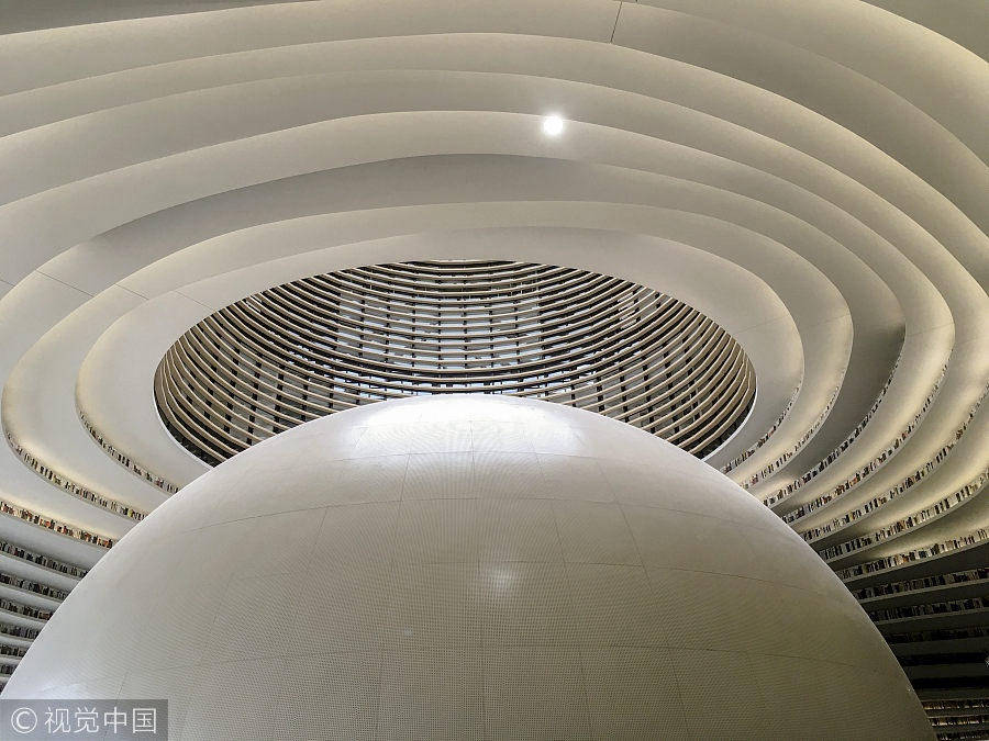 Magnificent new library in Tianjin becomes online hit