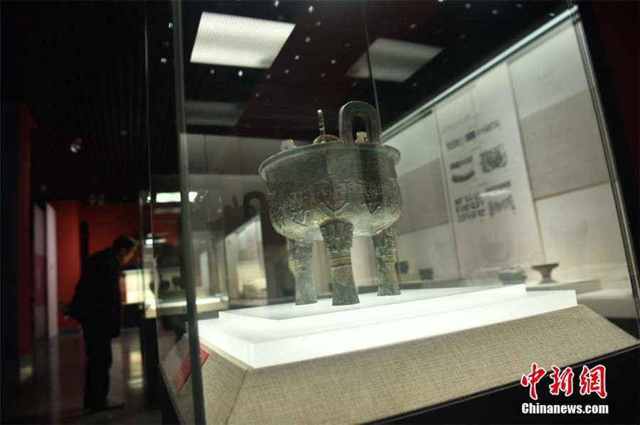 Ancient bronzewares displayed at Sanxingdui Museum
