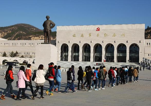 迎接十八大：喜迎十八大 延安红色旅游升温