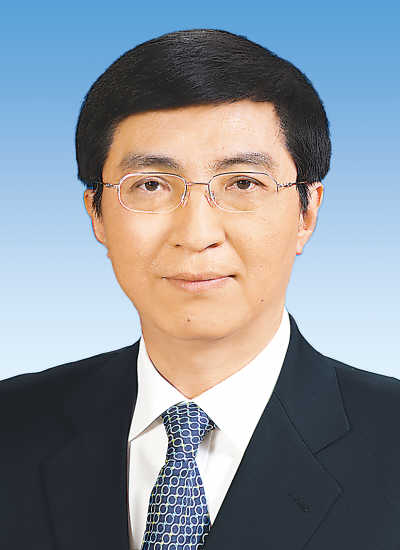 中共十八届中央领导机构成员简历