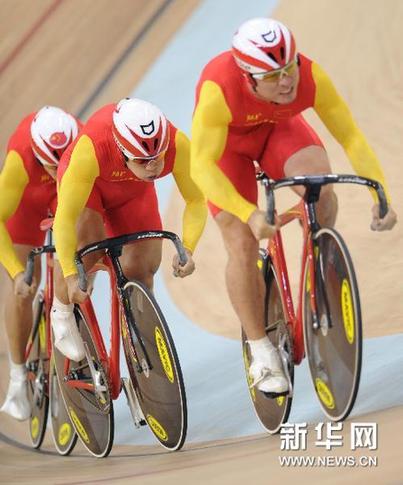 广州亚运场地自行车男子团体竞速赛 中国摘金