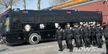 北京警方动员70万保卫力量确保和谐两会
