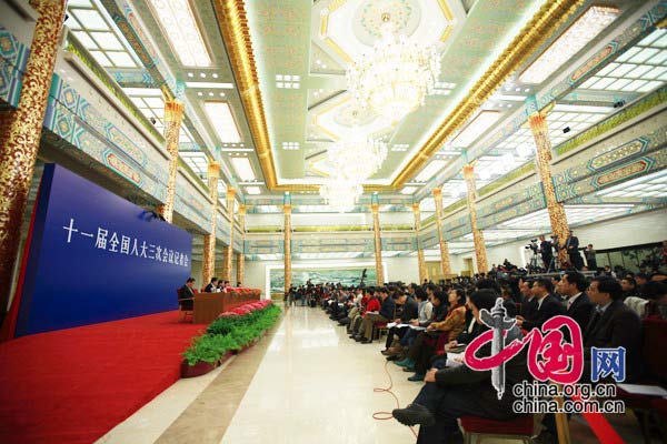 四部委关于加强和改善宏观调控问题记者会