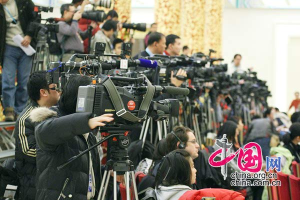 四部委关于加强和改善宏观调控问题记者会