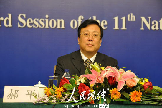 教育部:切实提高教师待遇 工资水平不低于公务员
