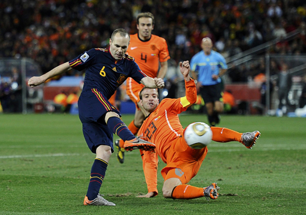 班牙加时1:0绝杀荷兰 成就世界杯第八支冠军队