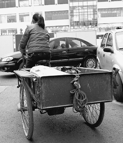 探访涨价背后中国百姓生活:各有省钱经(图)