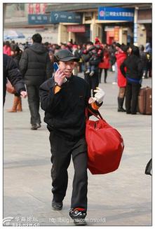 春运：网友镜头记录西安火车站“回家的表情”