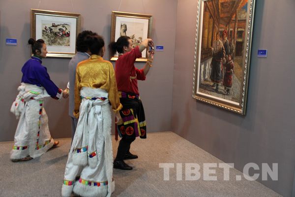 首届“和美西藏”美术大赛作品在沪展出 中央统战部副部长陈喜庆致辞