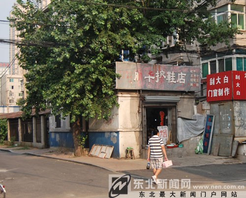记者走基层:小小六平方 做出“大世界”